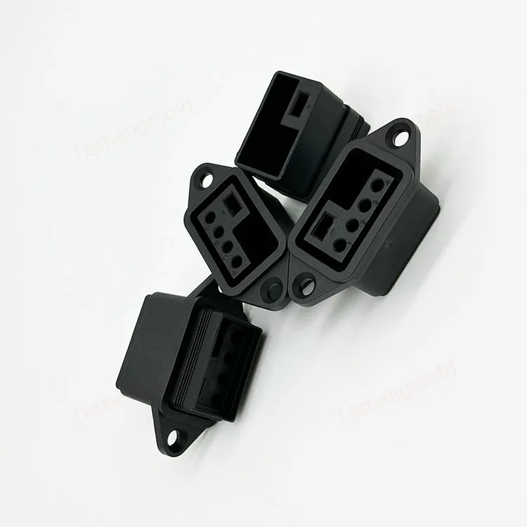 特诚科技精密工程塑料注塑件实拍